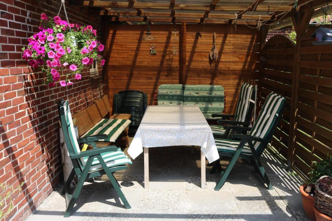 Ferienwohnung Alice Burhave Kültér fotó